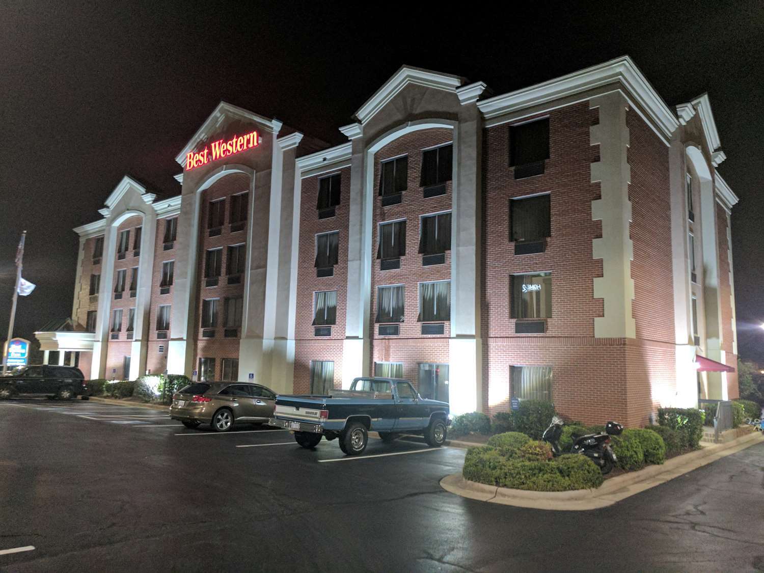 Отель Clarion Pointe Greensboro Airport Экстерьер фото